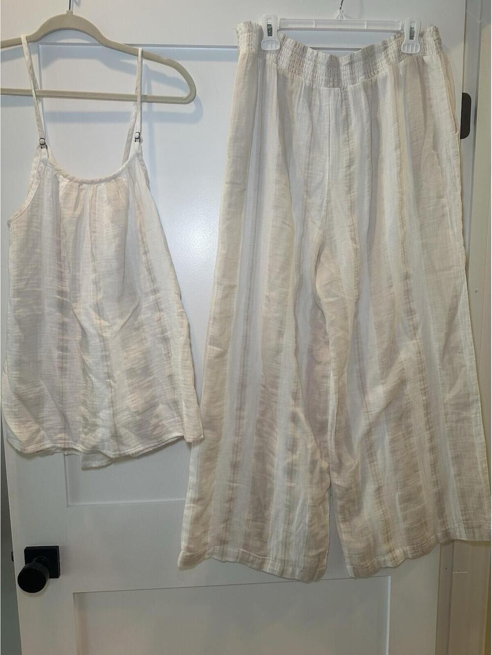 Japna Sleepwear Women's Lounge Set Size Large Beige & White Stripes - Picture 2 of 5